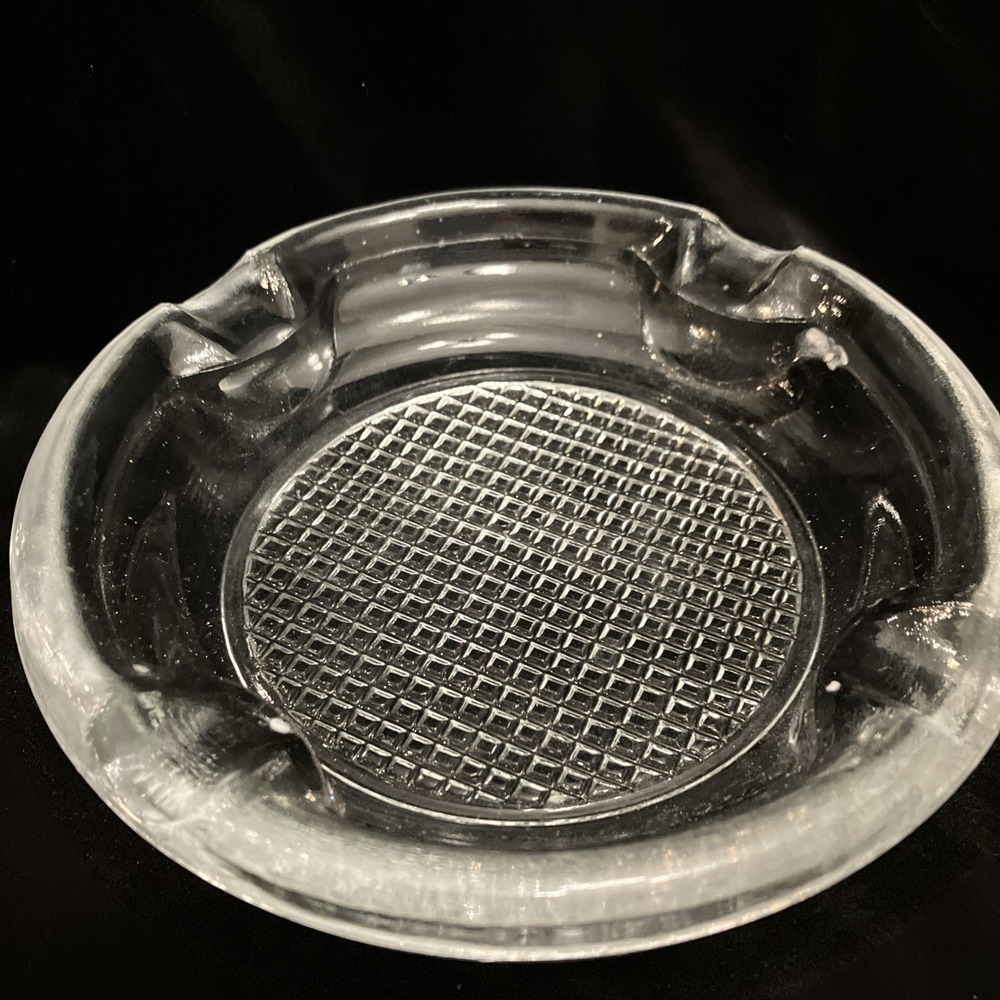 Vintage Ashtray Clear Waffle Cross-Hatch Studded Pattern Bottom 4 Slot Barware